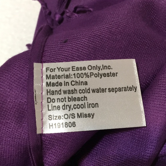 FOR YOUR EASE ONLY PURPLE TASSELS SCARF - Picture 9 of 9